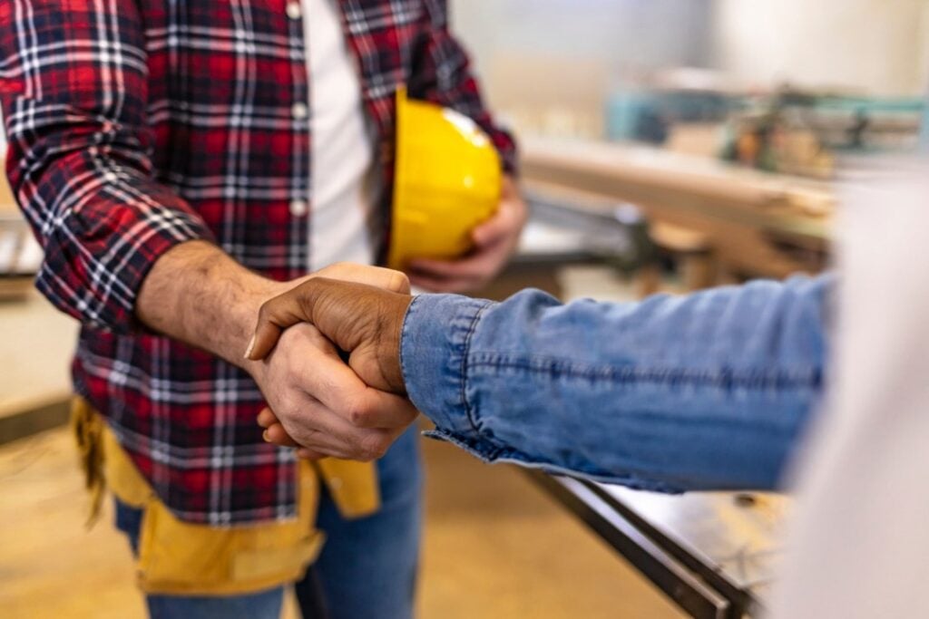 A Guide to Choosing the Right Roofing Contractor