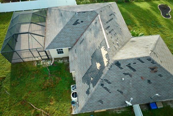 Getting Homeowner's Insurance to Cover A Roof Replacement in Largo